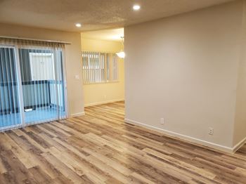 Vinyl flooring
